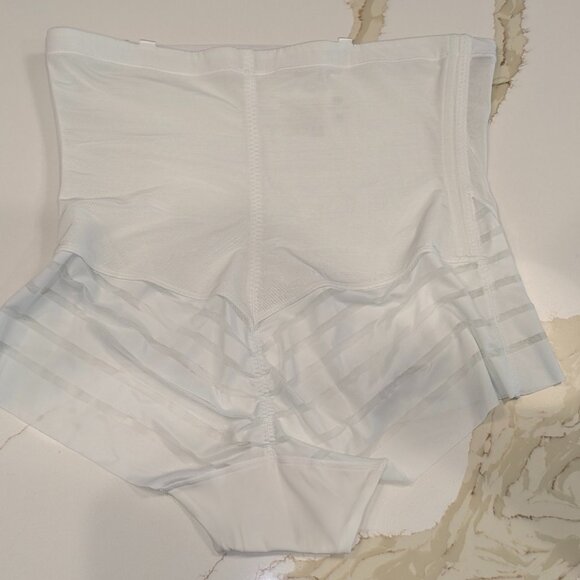 Honeylove Queen Brief in White 3X - Picture 2 of 6